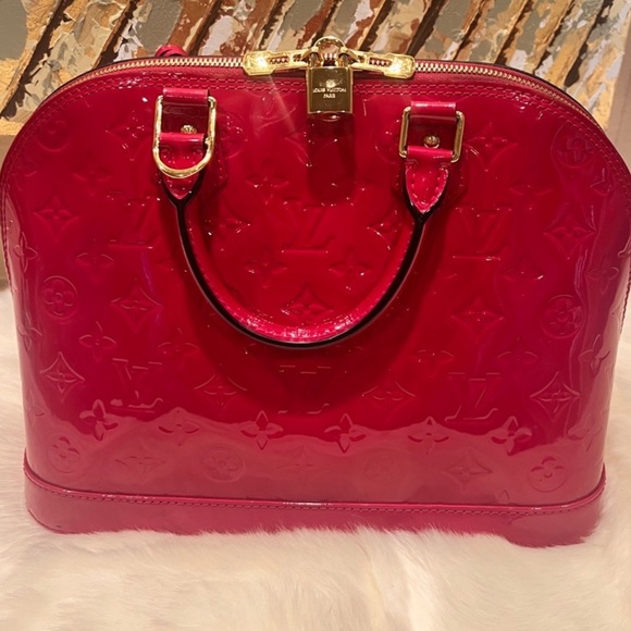 Luxury NWT- Louis Vuitton Pomme D’ Amour Monogram - Picture 14 of 15